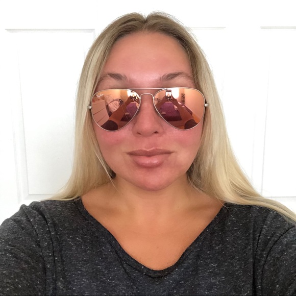 RAY BAN AVIATOR SUNGLASSES - Picture 9 of 10